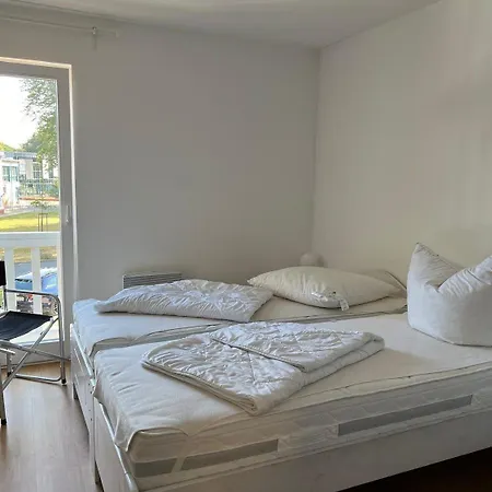 Apartamento Fewo-15-1-n-ferienwohnung-in-graal-mueritz *